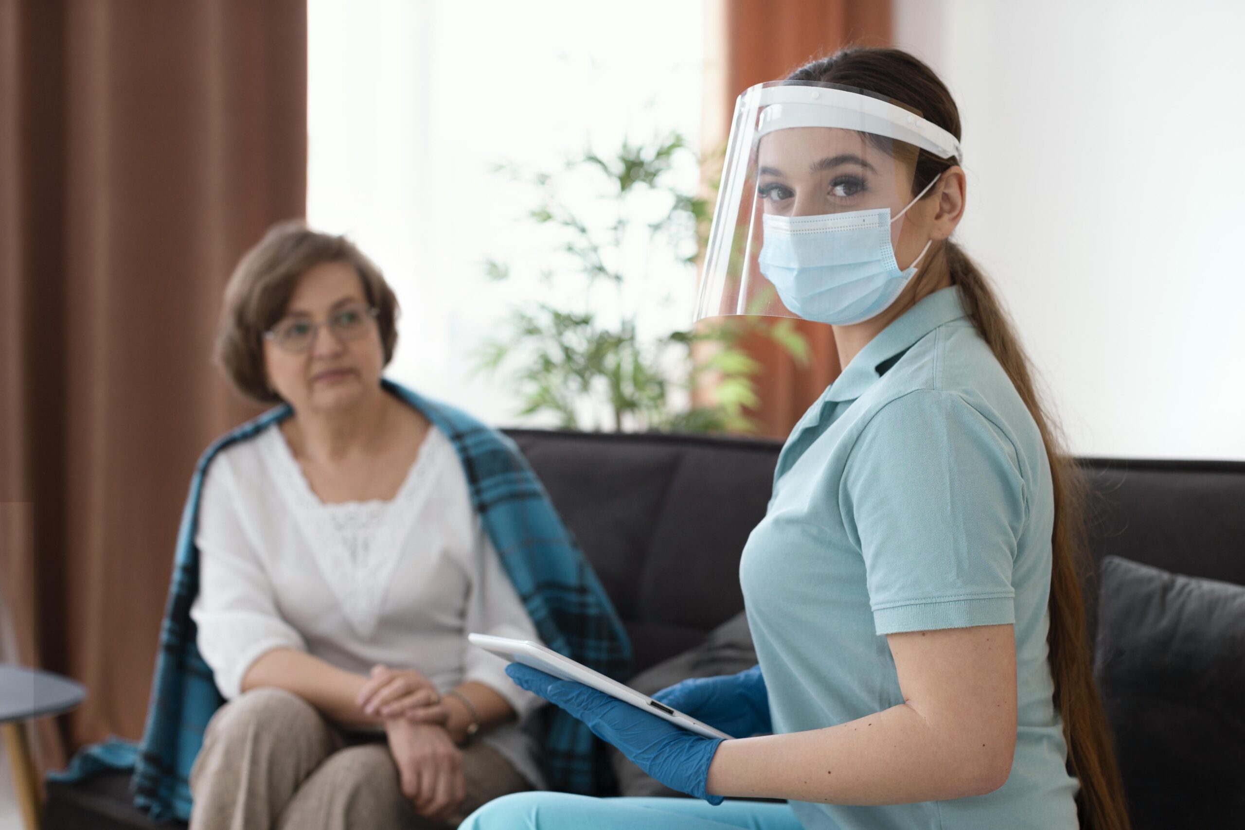 medium-shot-woman-wearing-mask